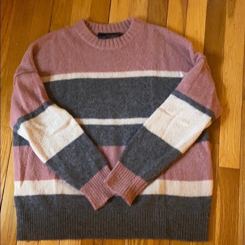 360 Cashmere Pink & Gray Striped Crewneck - Picture 4 of 9